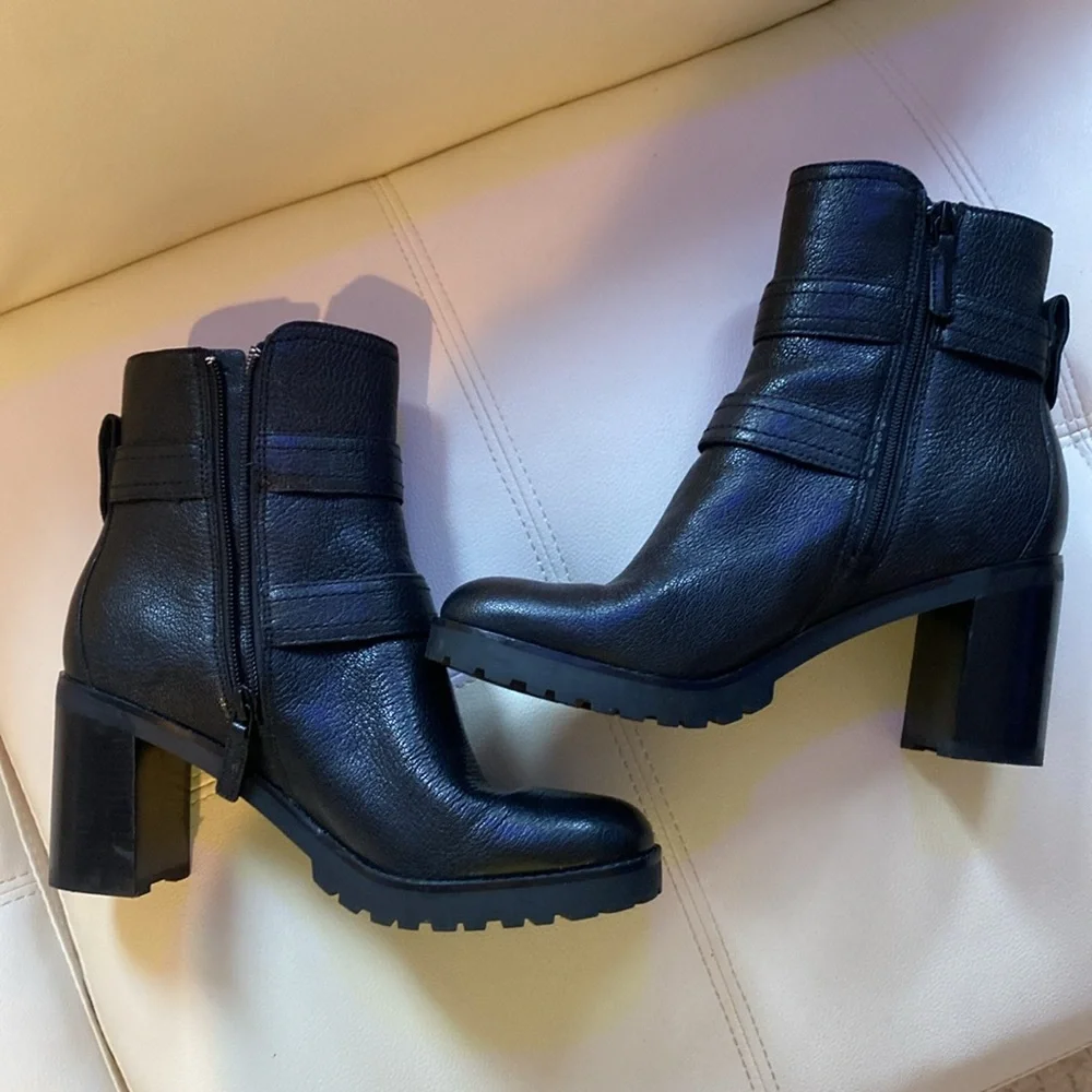 Cole Haan Foster Buckle Bootie Size 7.5 - Picture 13 of 16